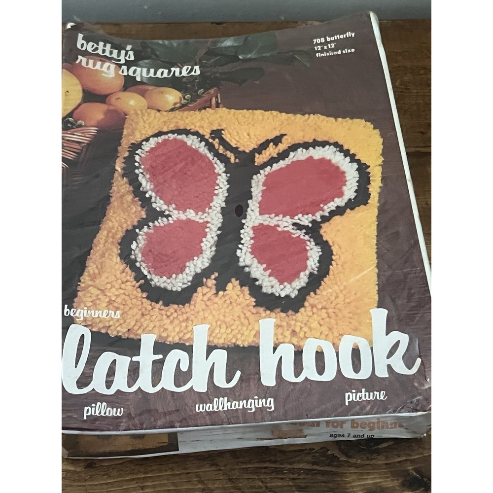 NEW Vintage Betty's Rug Squares #708 Butterfly 12" X 12" Beginners Latch Hook ki
